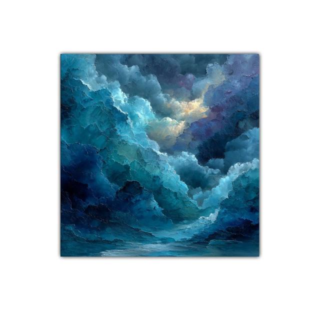 Cielo tormentoso con tonos azules y toque de luz cálida