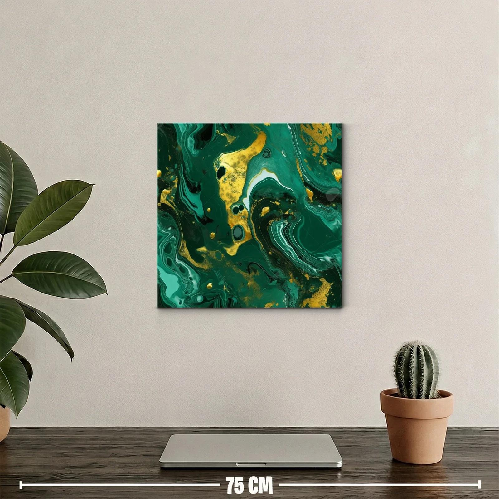 Arte Abstracto en Verde y Dorado con Movimiento Fluido — miniatura 2