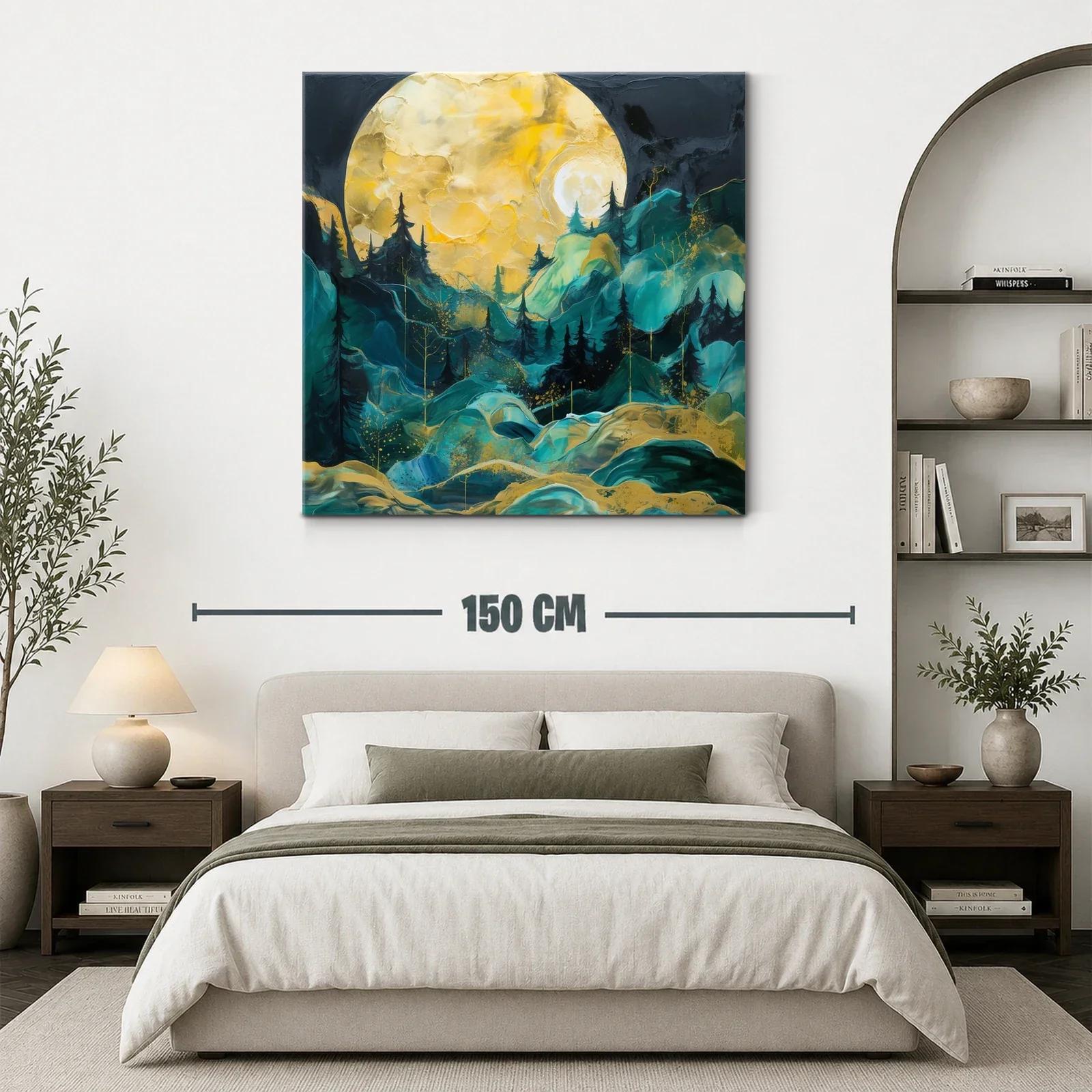 Paisaje Nocturno con Luna y Bosque en Tonos Dorados y Verdes — miniatura 3