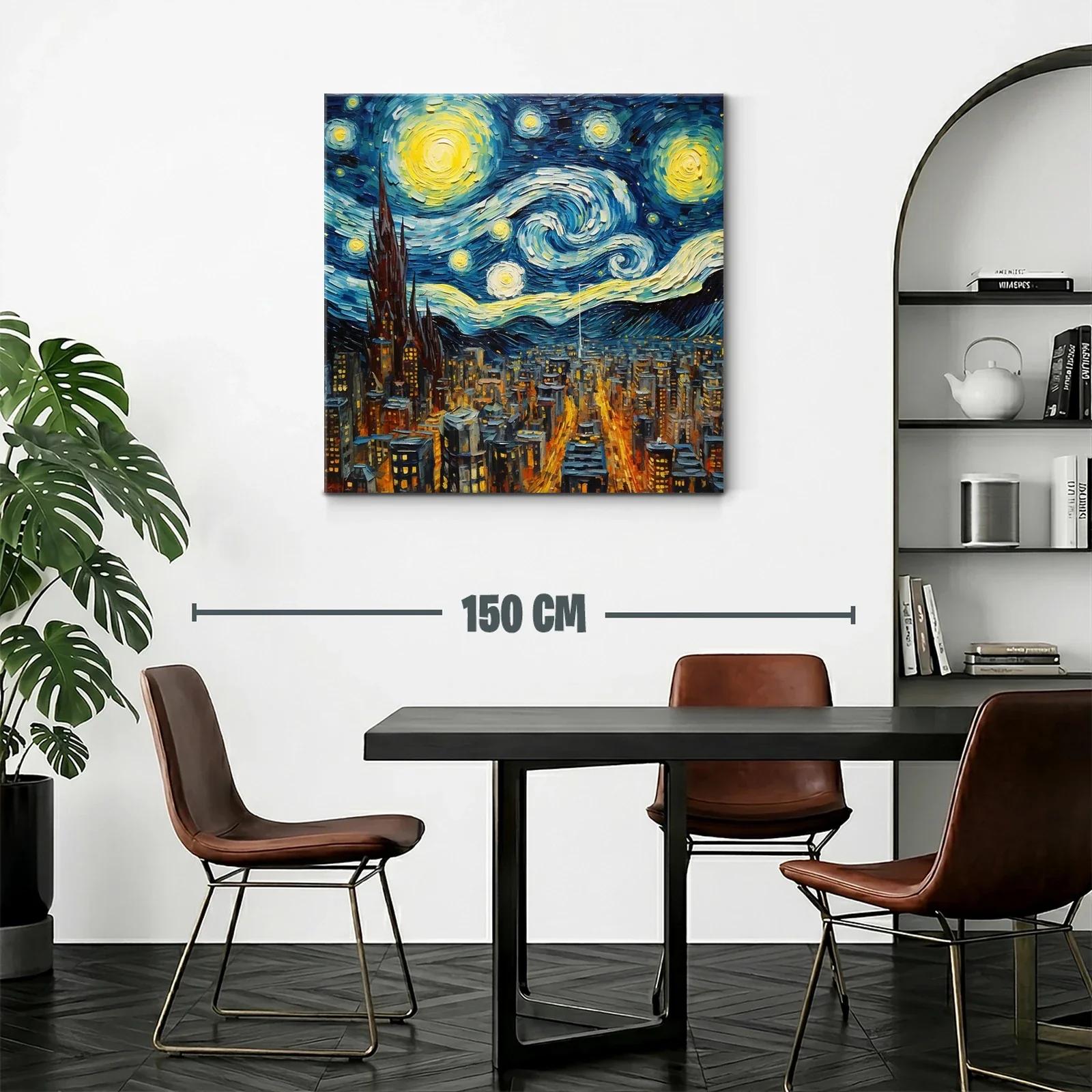 Noche estrellada sobre ciudad iluminada y cielo turbulento — miniatura 2