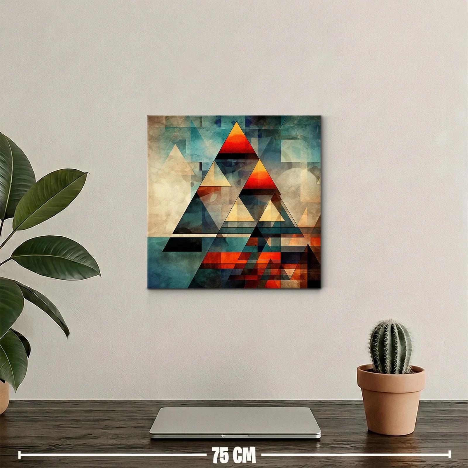 Composición abstracta con triángulos en tonos cálidos y fríos — miniatura 2