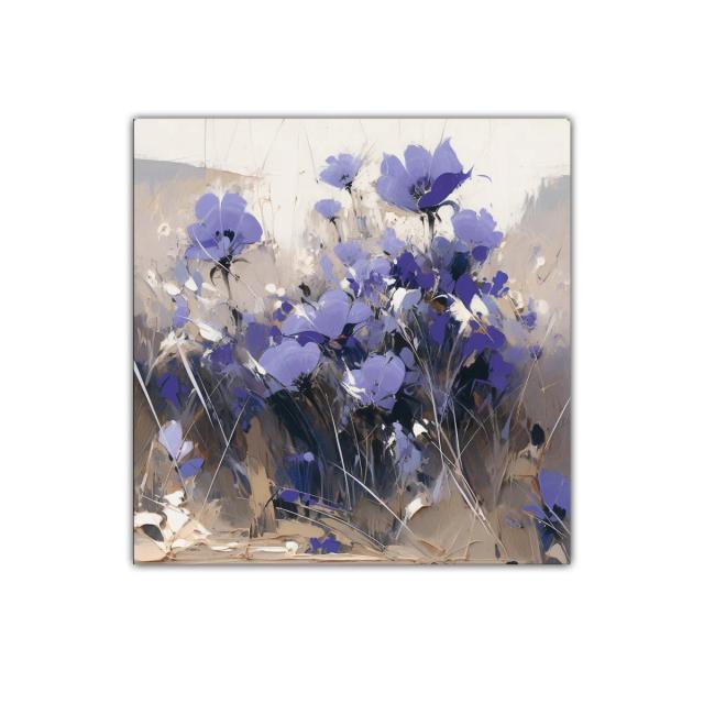 Cuadro con delicadas flores moradas en tonos neutros
