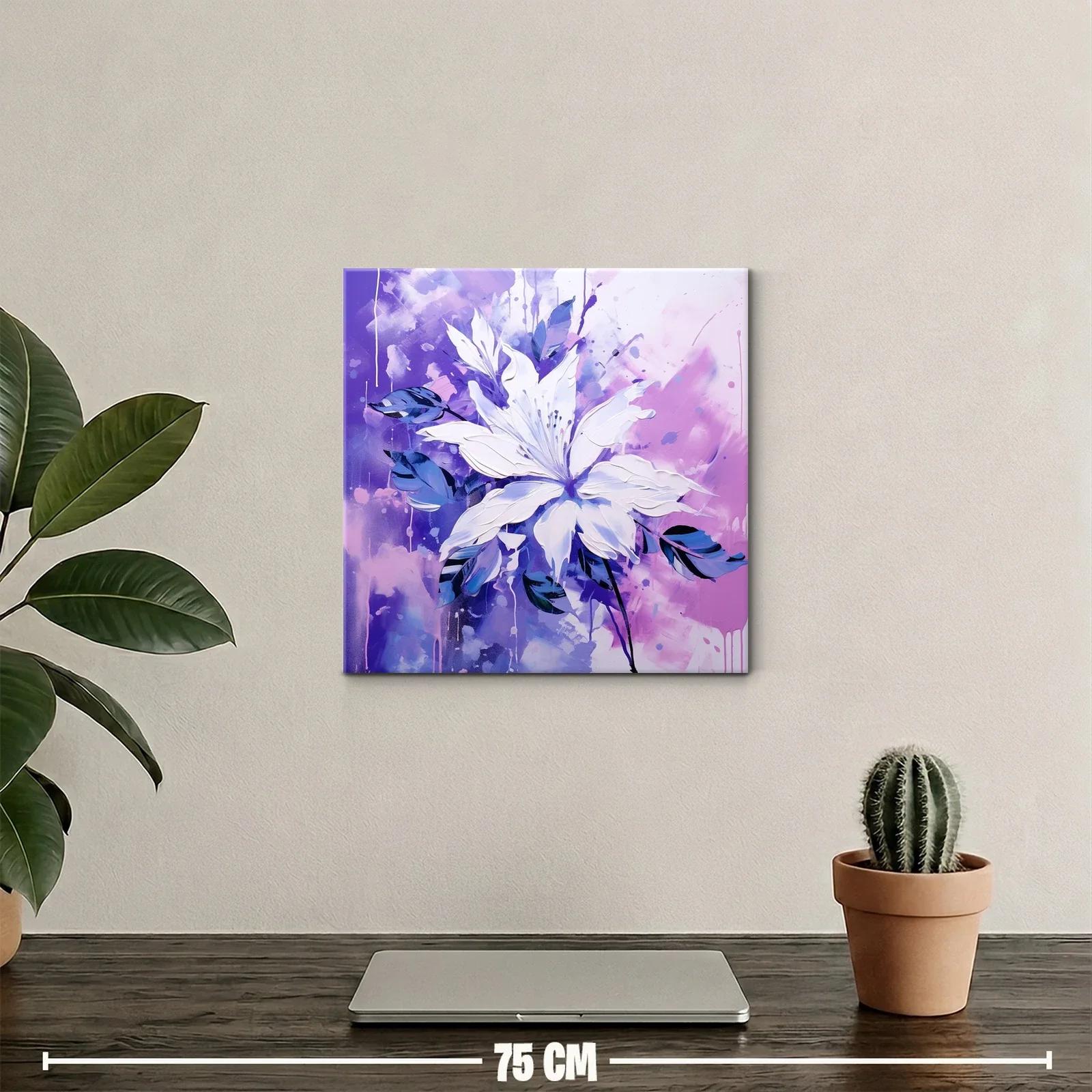 Flor blanca sobre fondo vibrante en tonos violetas y azules — miniatura 2