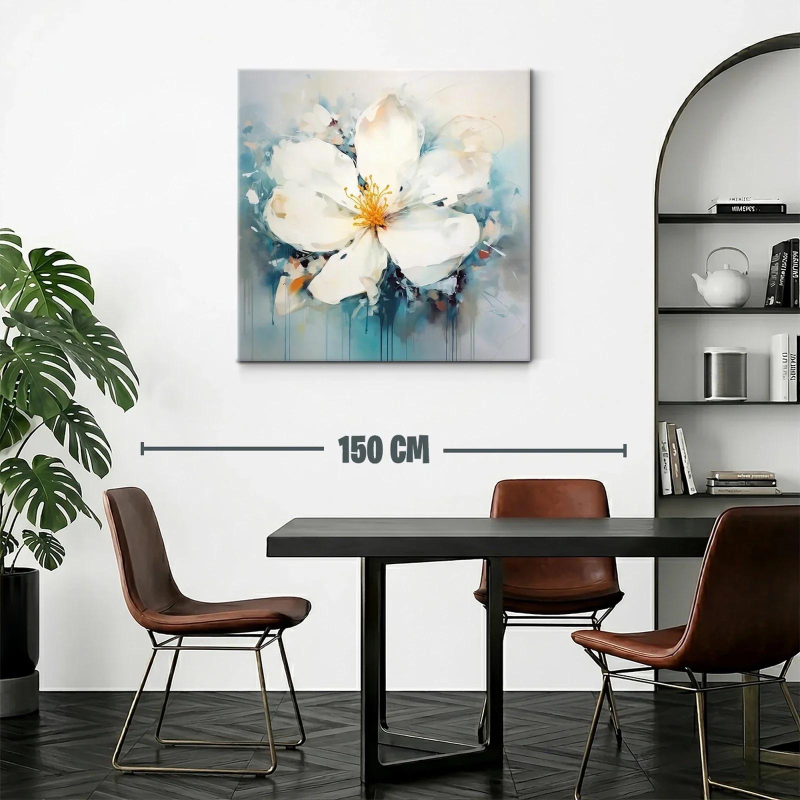 Flor blanca amplia con pinceladas suaves y tonos azules — miniatura 2