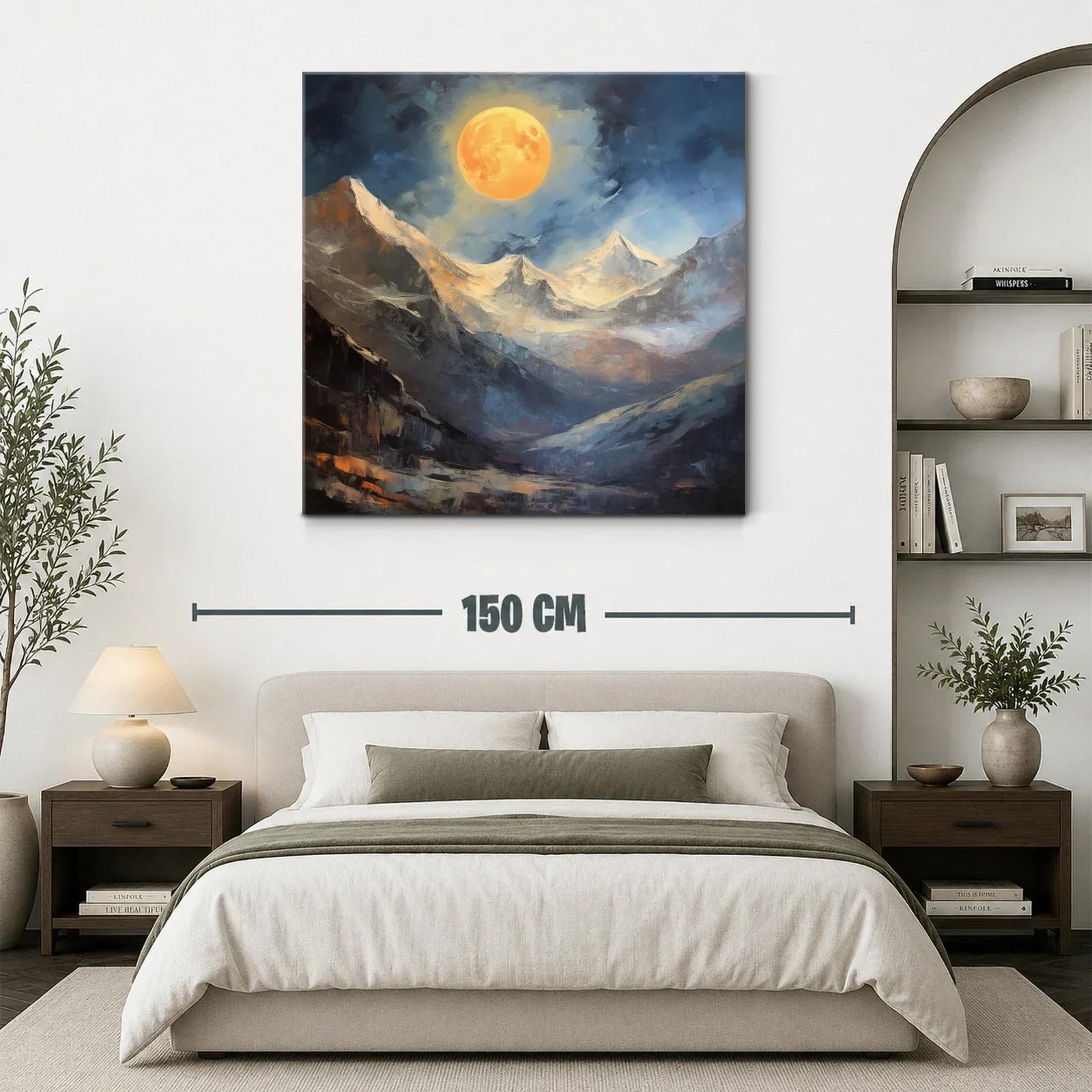 Paisaje Montañoso con Luna Llena en Tonos Cálidos y Fríos — miniatura 3