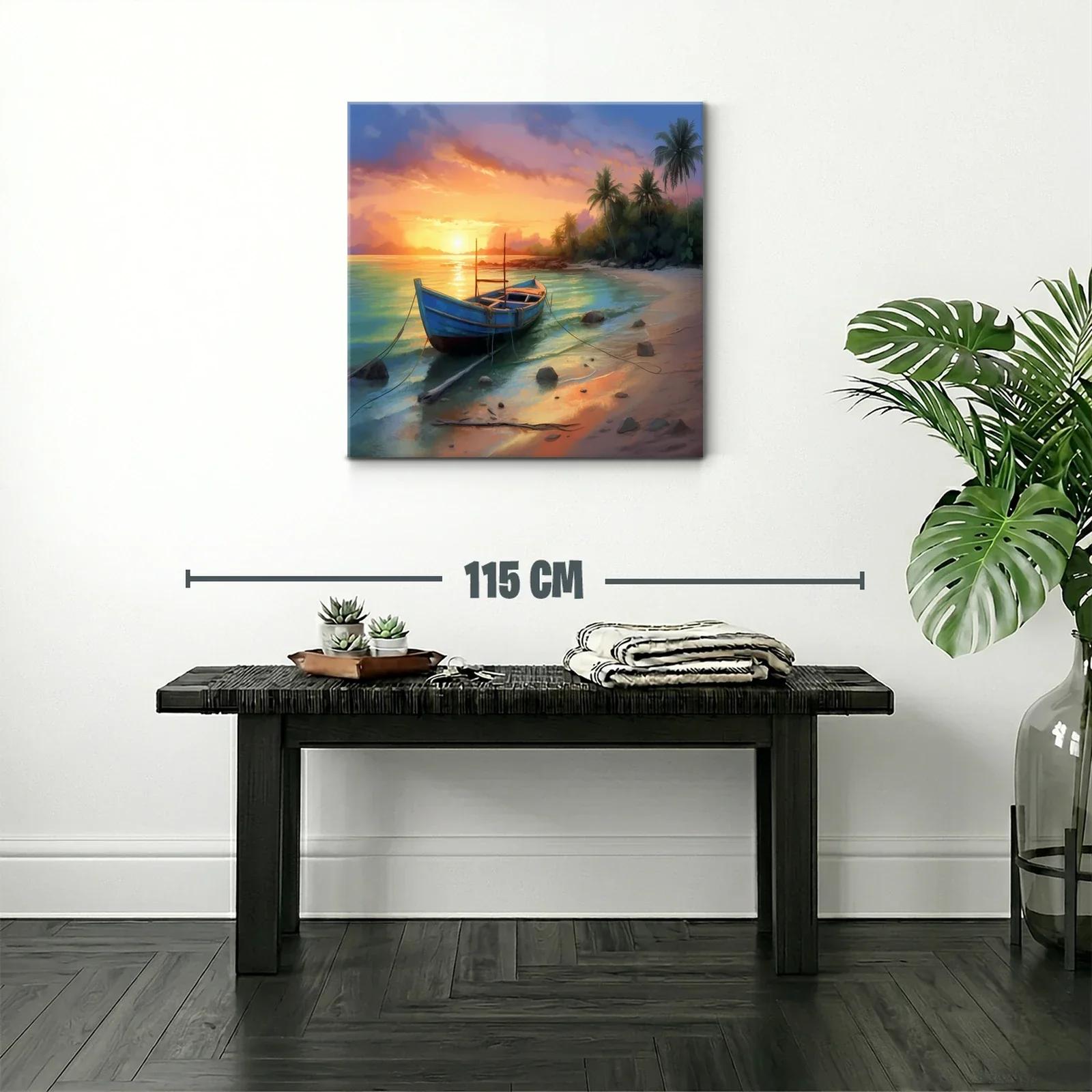 Atardecer tranquilo en playa con barca amarrada — miniatura 2