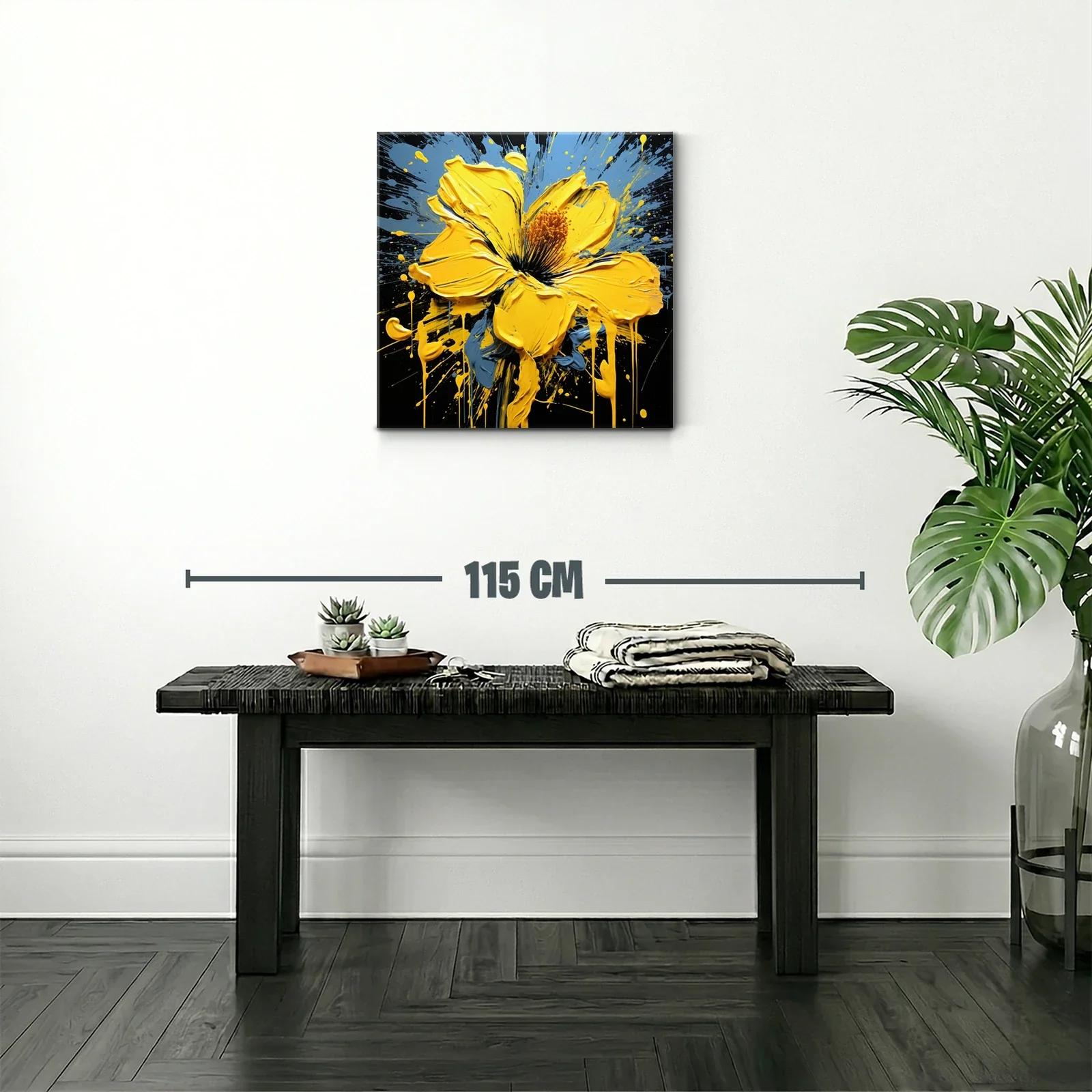 Flor explosiva en amarillo vibrante con toques azulados — miniatura 2
