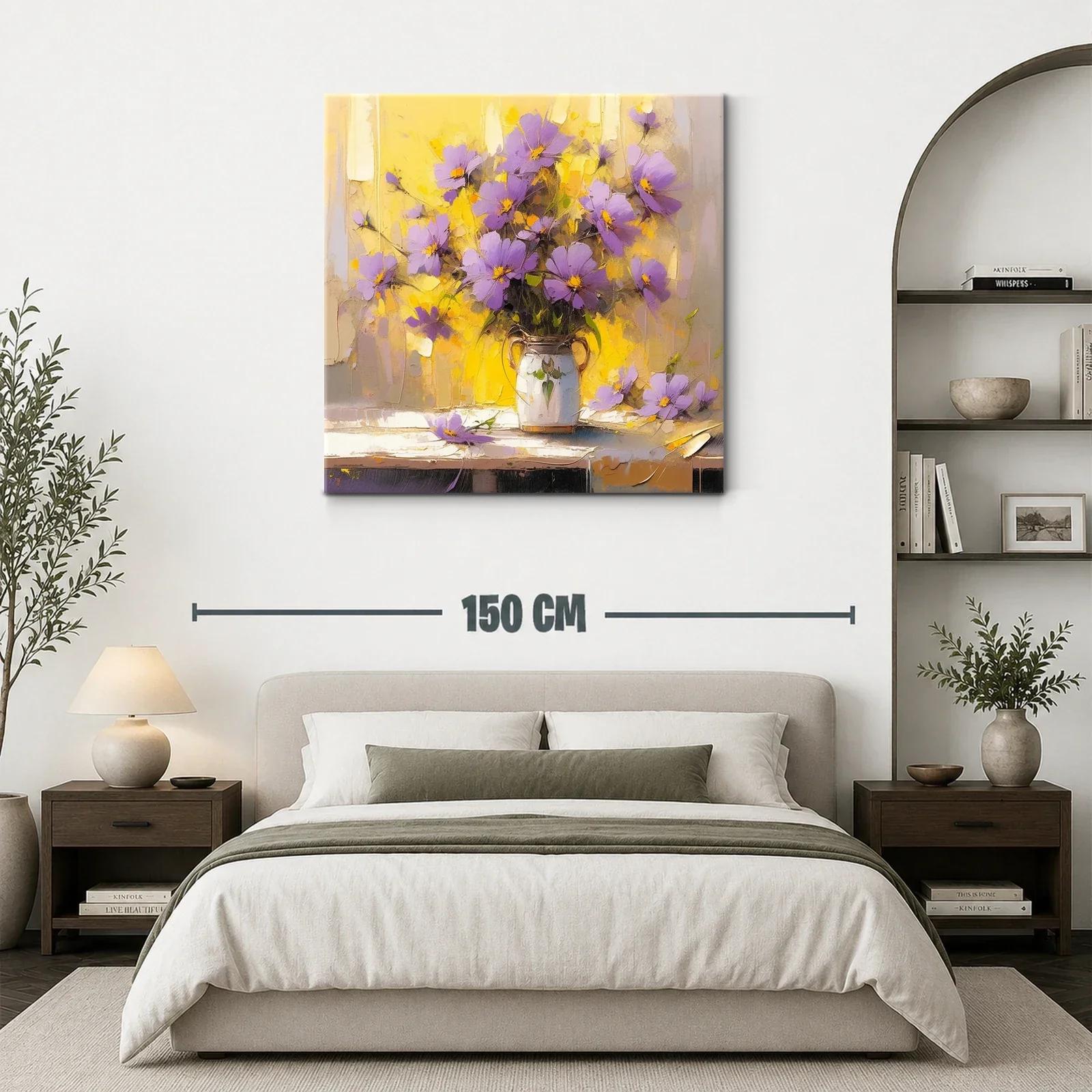Ramo de flores lilas con fondo amarillo vibrante — miniatura 3