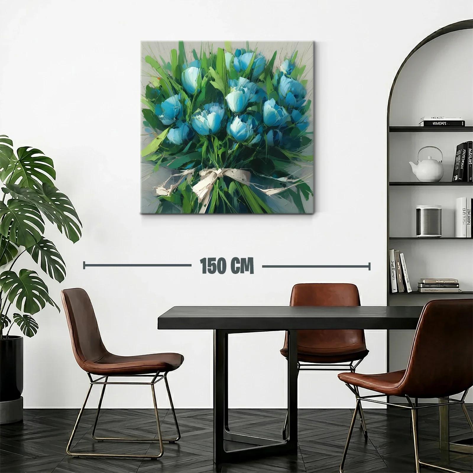 Ramo vibrante con flores azules y follaje verde fresco — miniatura 2