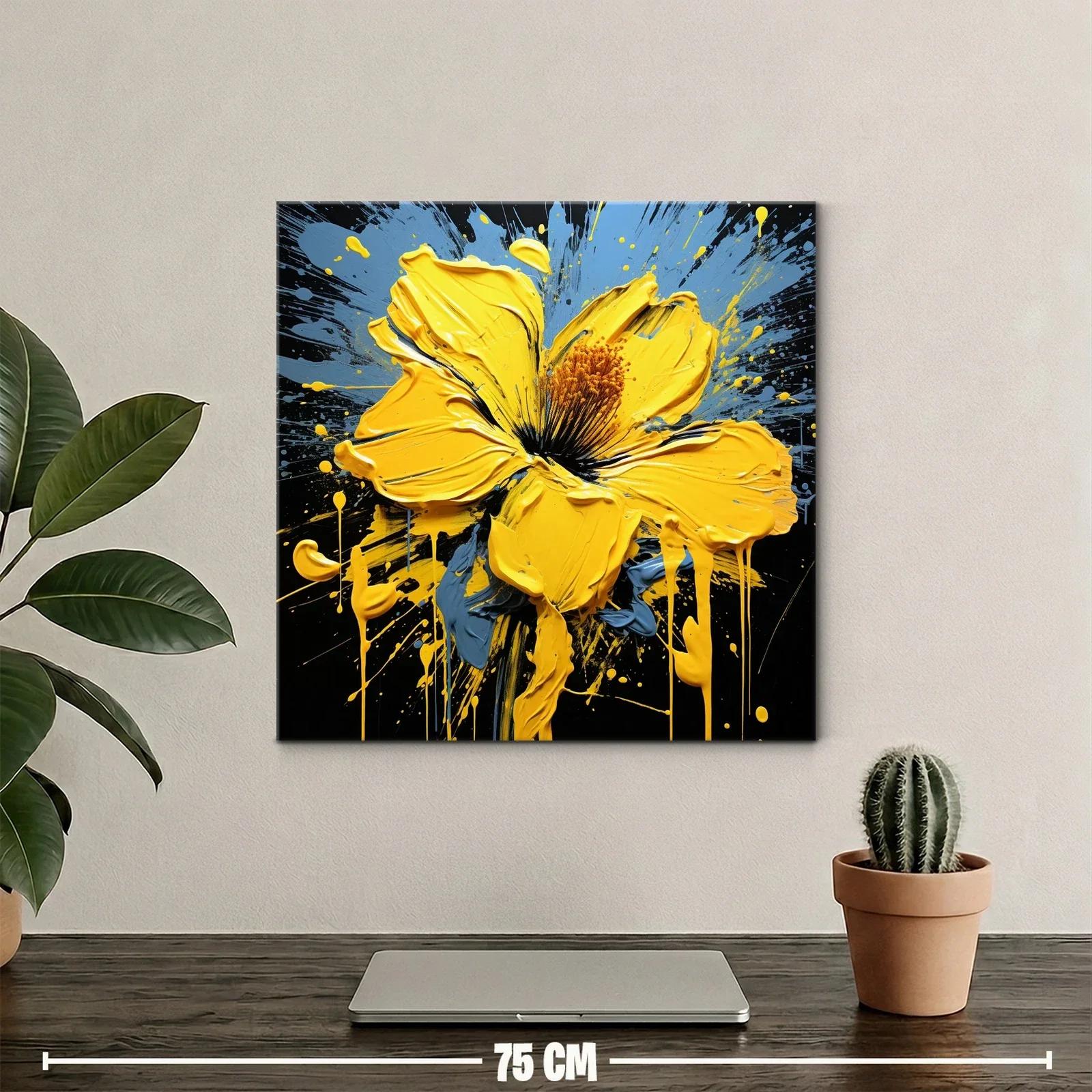 Flor explosiva en amarillo vibrante con toques azulados — miniatura 2