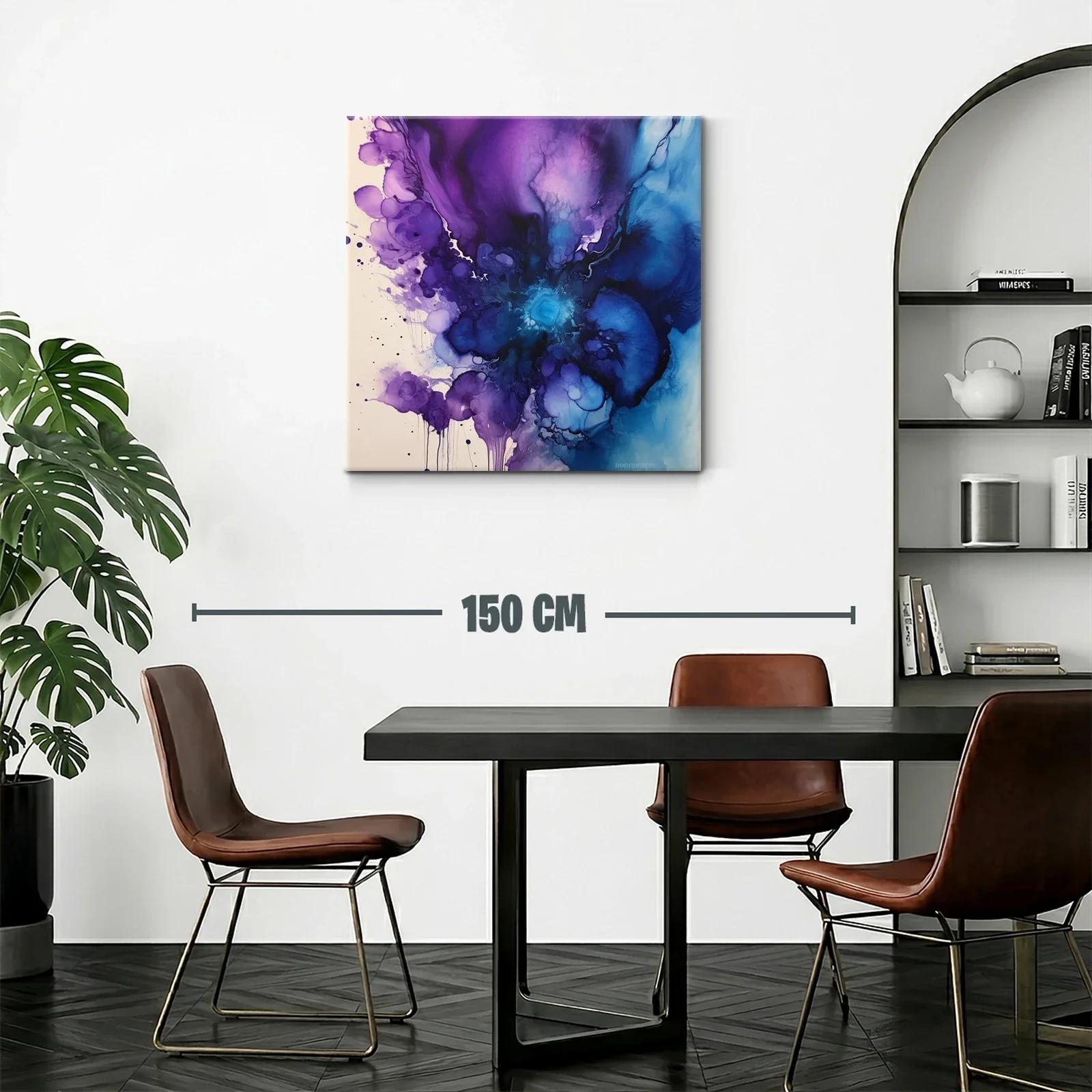 Explosión abstracta en tonos azul y violeta — miniatura 2