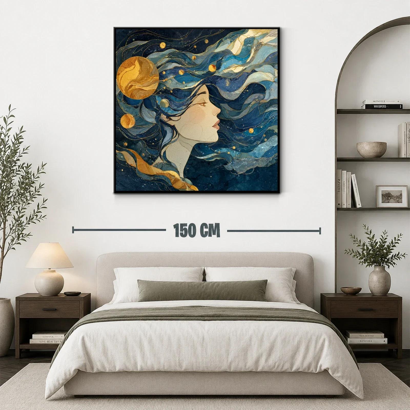 Retrato femenino con elementos cósmicos en azul y dorado — miniatura 3