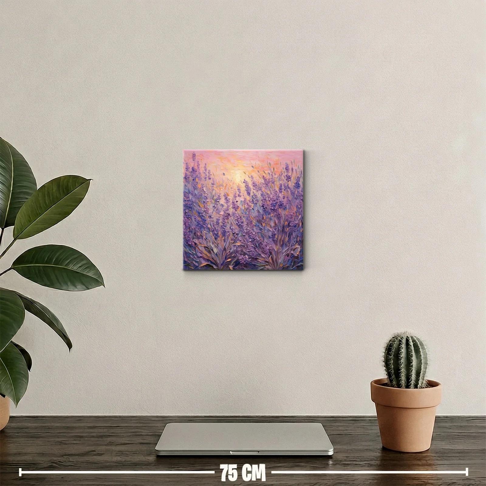 Campo de lavanda al atardecer con luz cálida y vibrante — miniatura 2