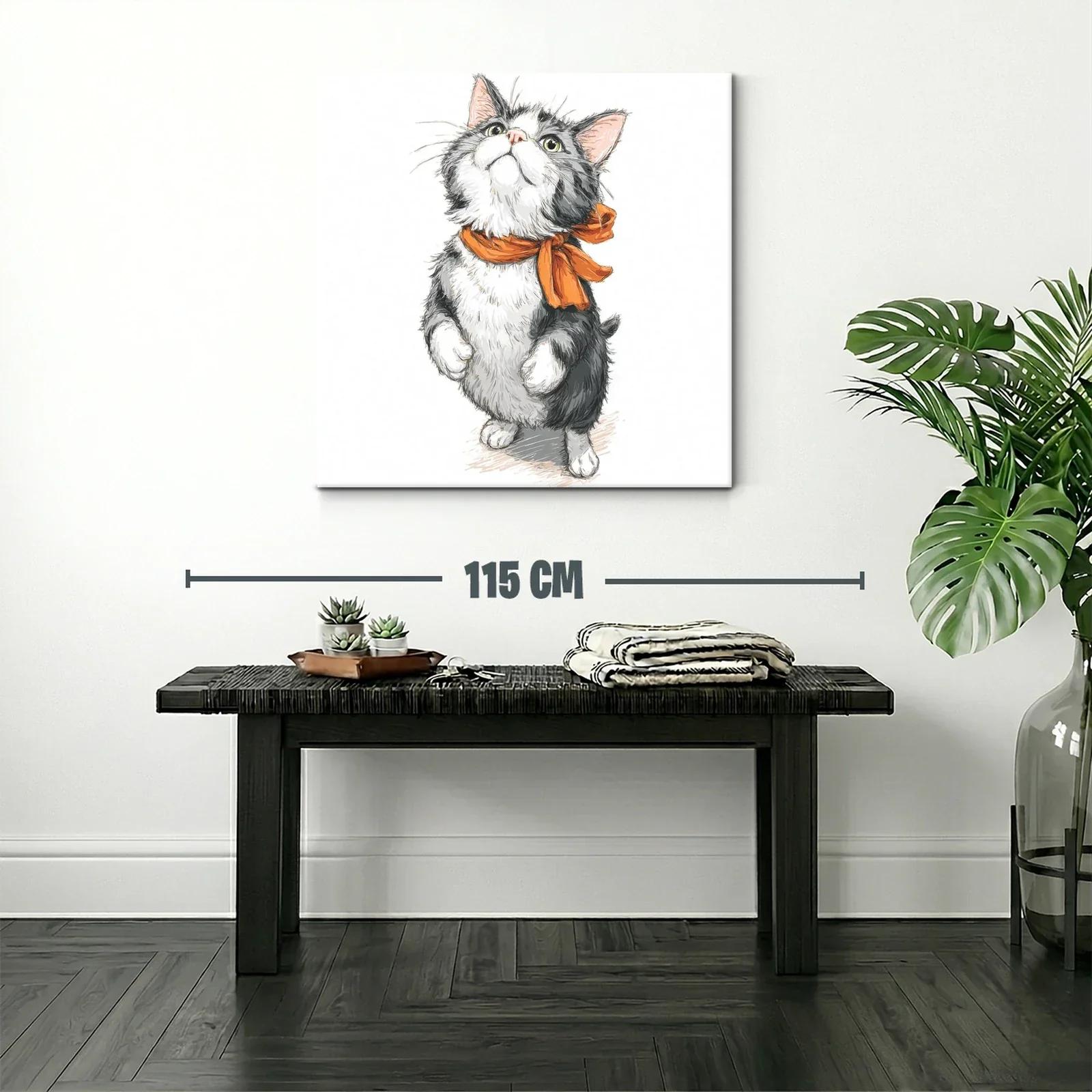 Tierno gato con pañuelo naranja en pose dulce y juguetona — miniatura 2