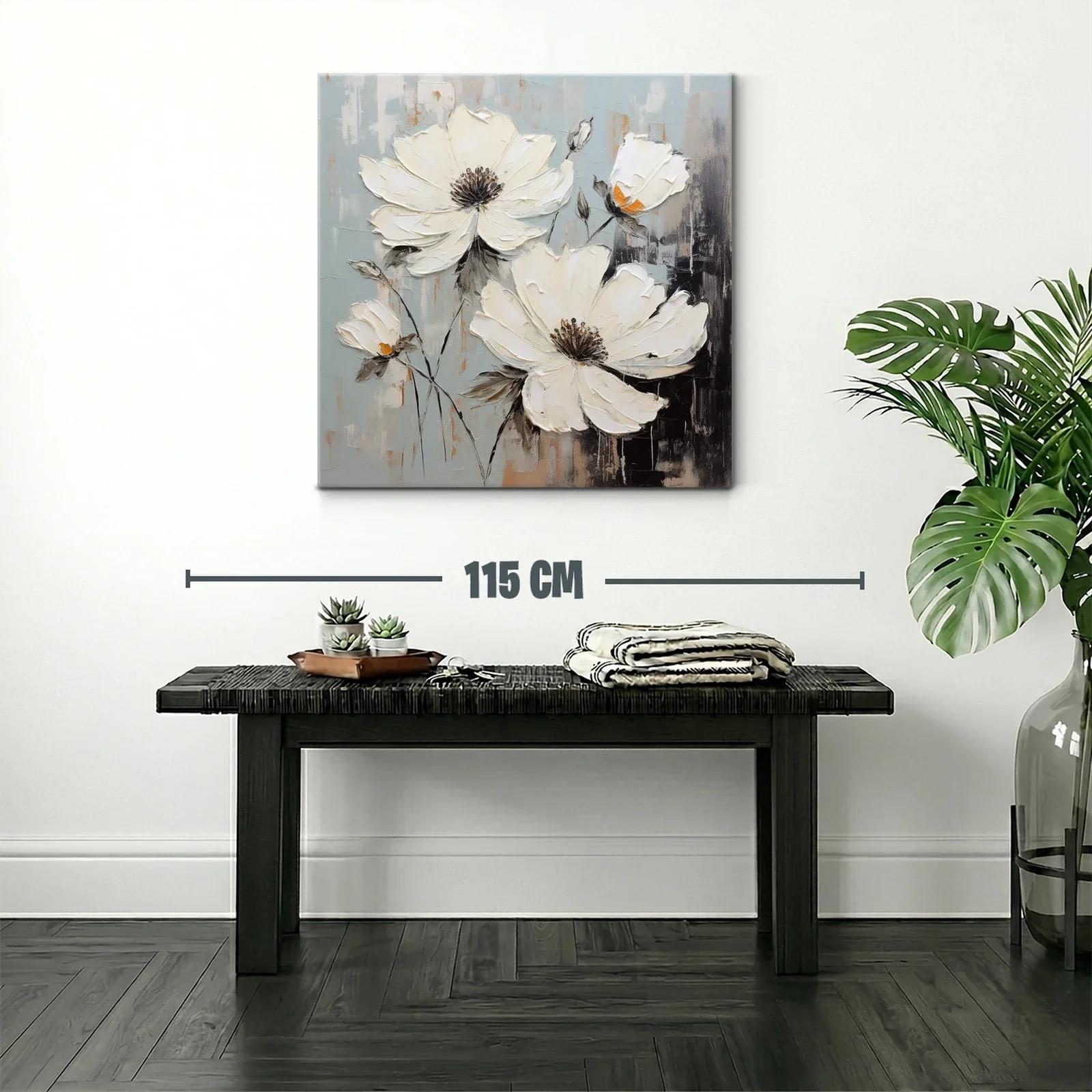Flores blancas sobre fondo gris con toques ocres suaves — miniatura 2