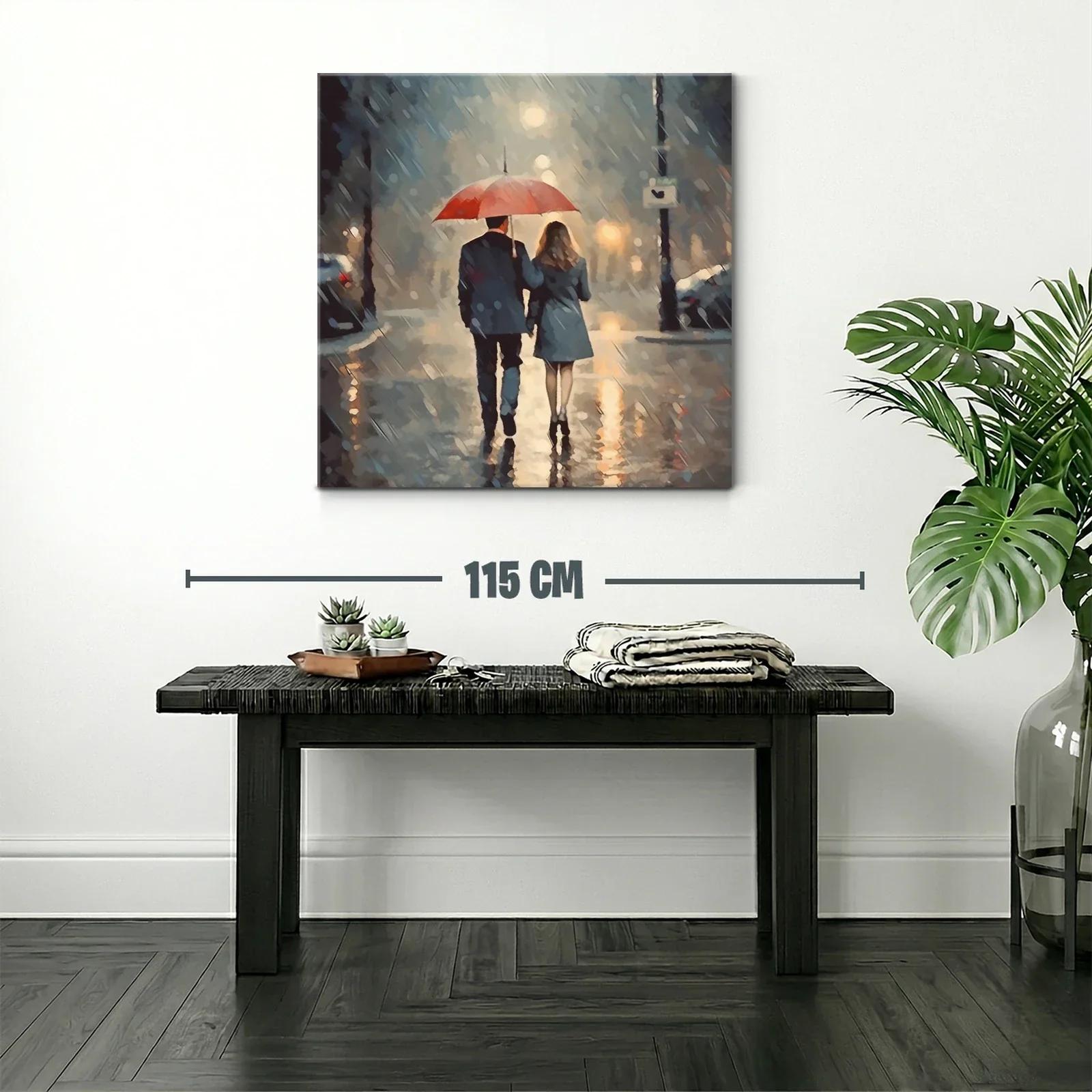 Pareja caminando bajo la lluvia con paraguas rojo — miniatura 2