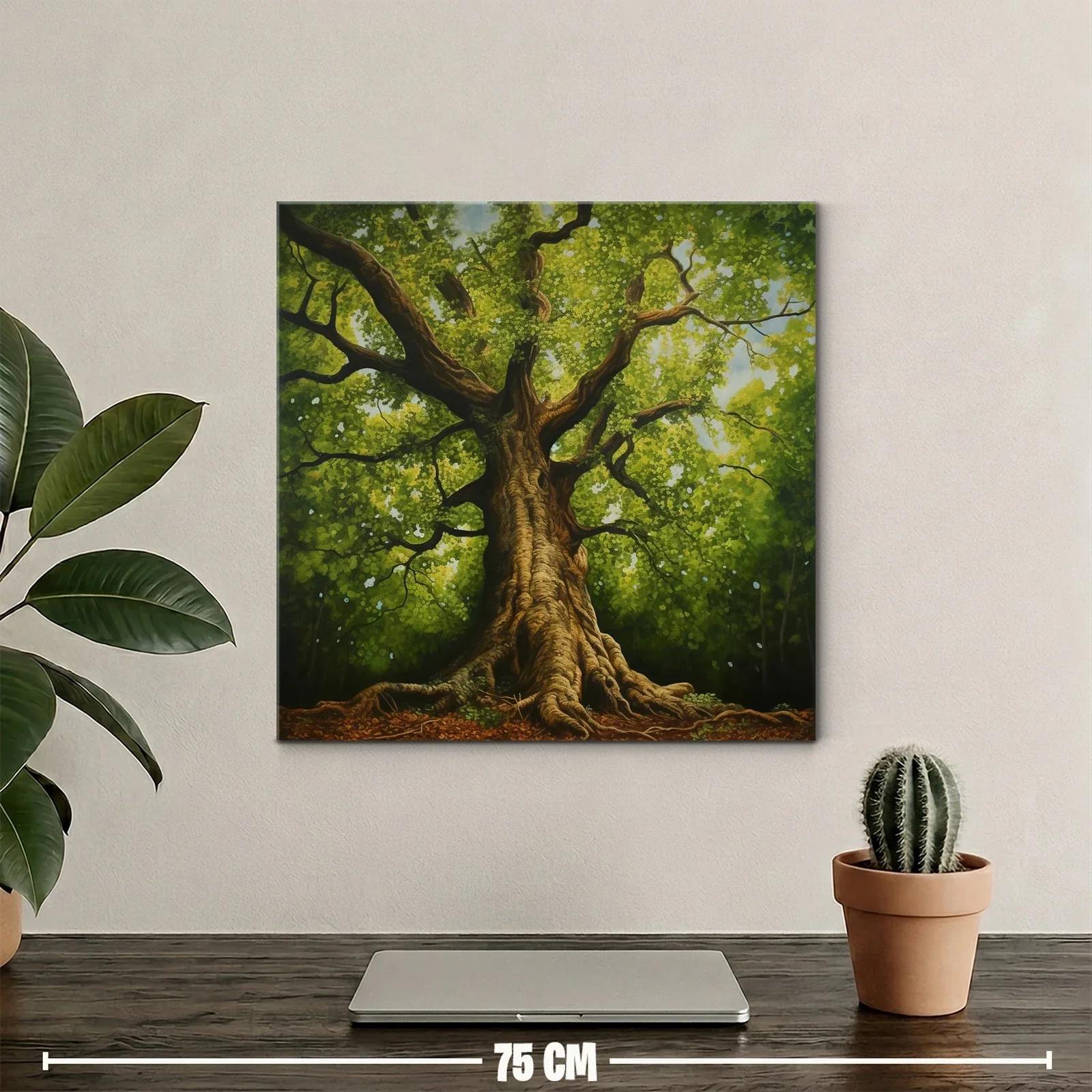 Imponente árbol centenario en exuberante bosque verde — miniatura 2
