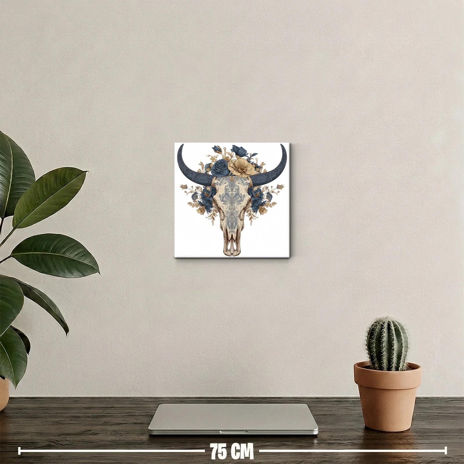 Calavera de toro decorativa con flores azul y beige — miniatura 2