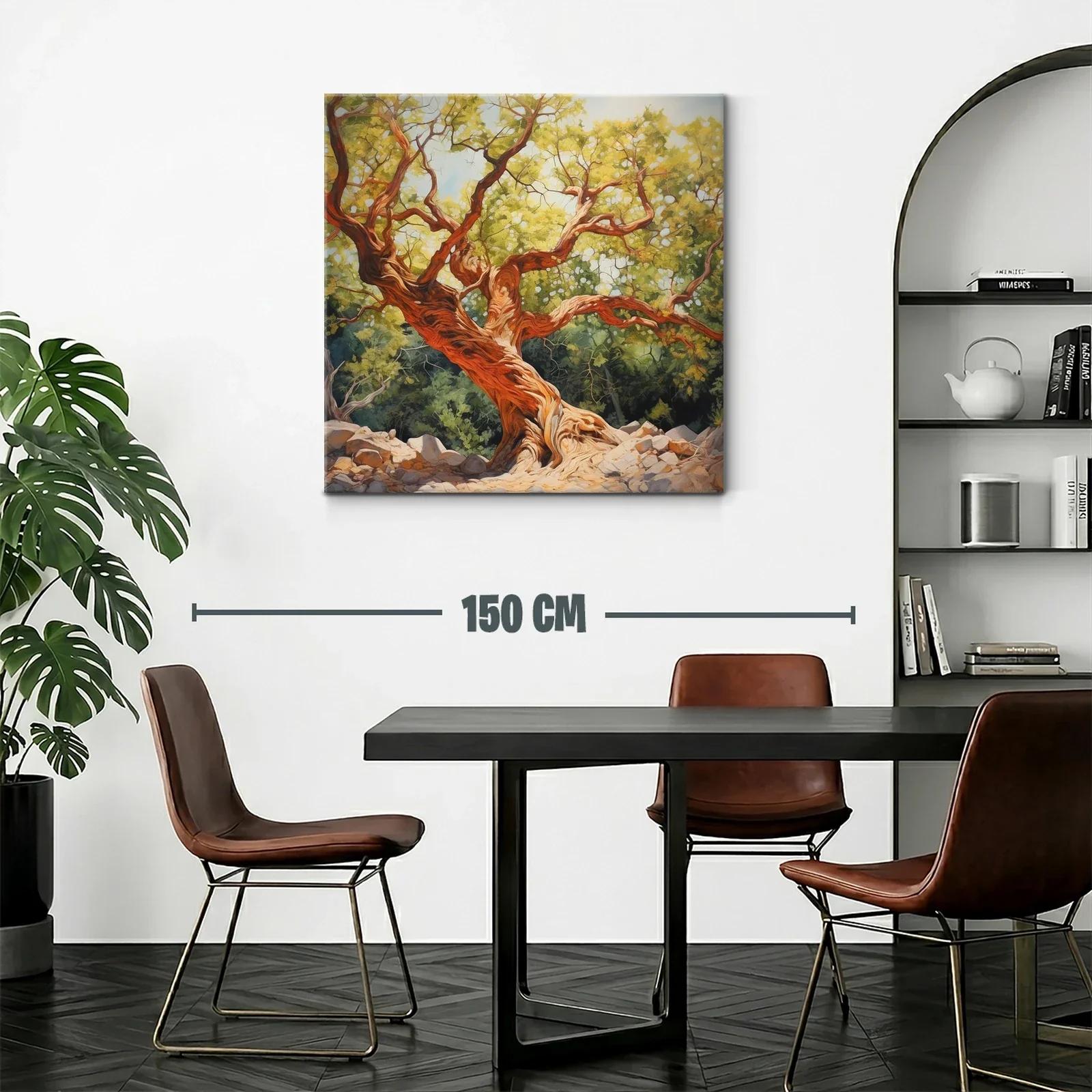 Majestuoso árbol con tronco retorcido y follaje luminoso — miniatura 2