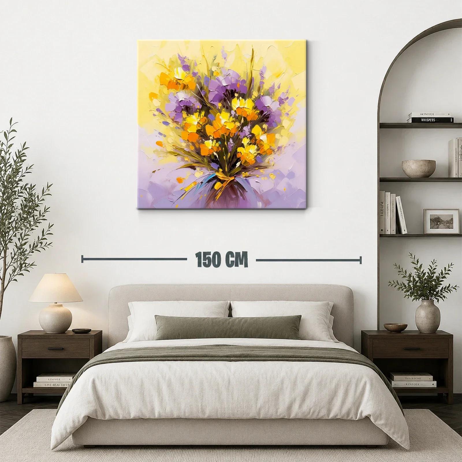 Ramo vibrante con flores púrpuras y amarillas — miniatura 3