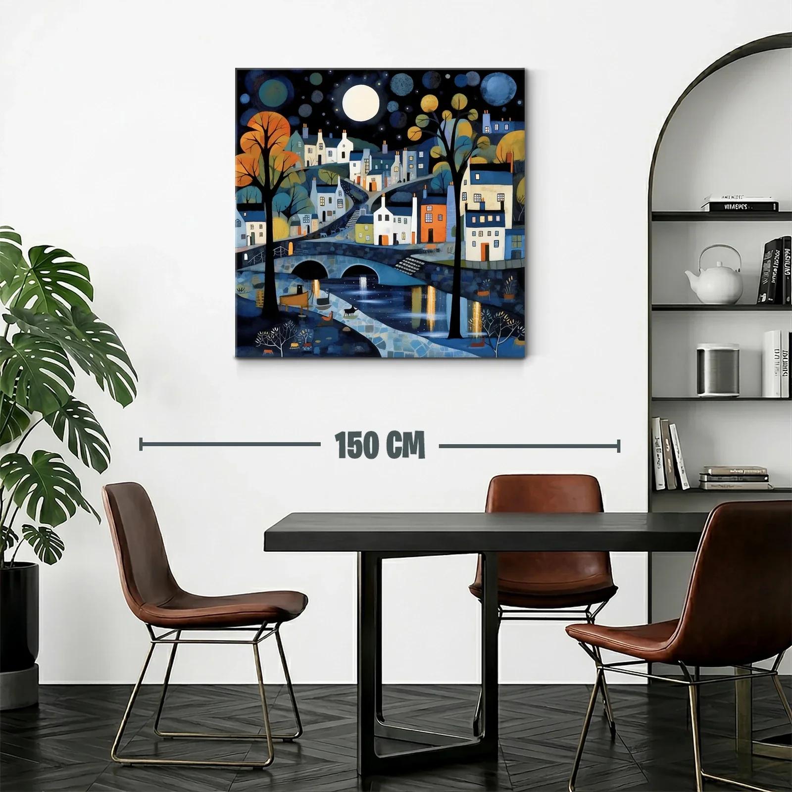 Paisaje nocturno de pueblo con luna llena y reflejos brillantes — miniatura 2