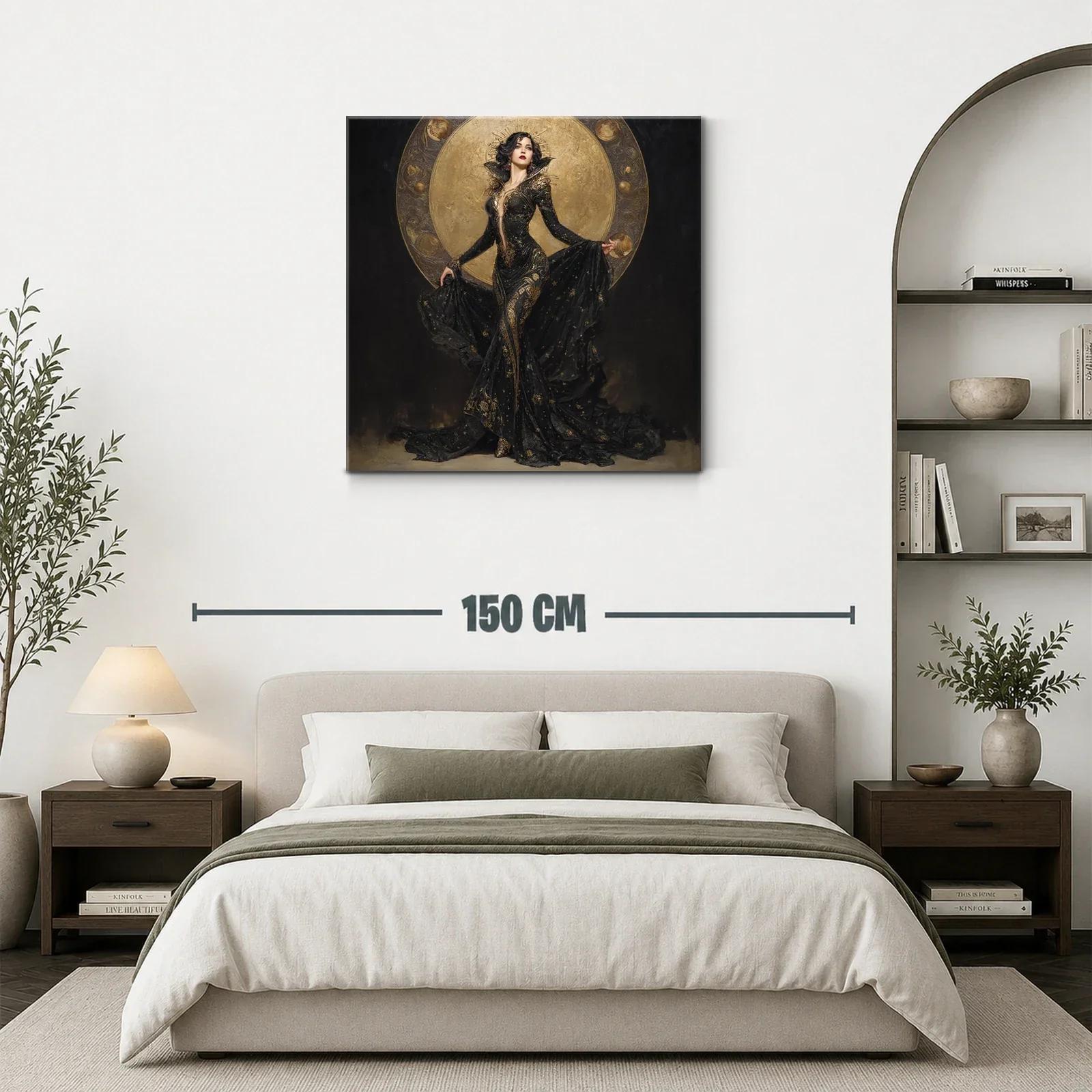 Dama elegante con aura dorada y vestido negro de lujo — miniatura 3