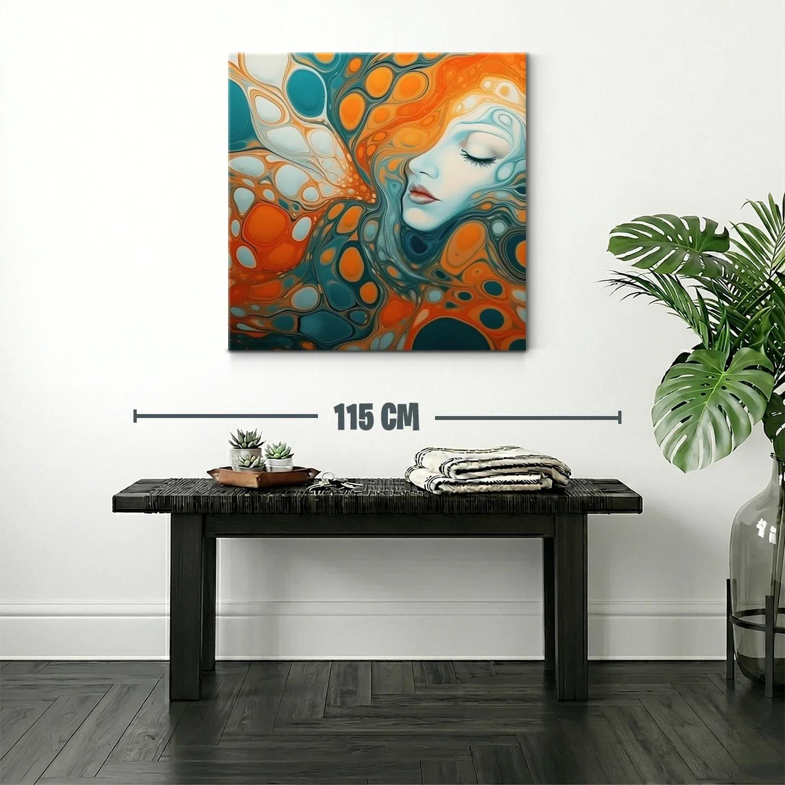 Rostro femenino con diseños orgánicos en tonos cálidos y fríos — miniatura 2