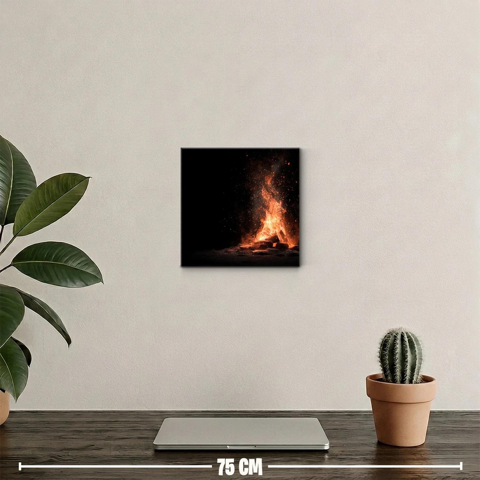 Llama vibrante con chispas en fondo oscuro — miniatura 2