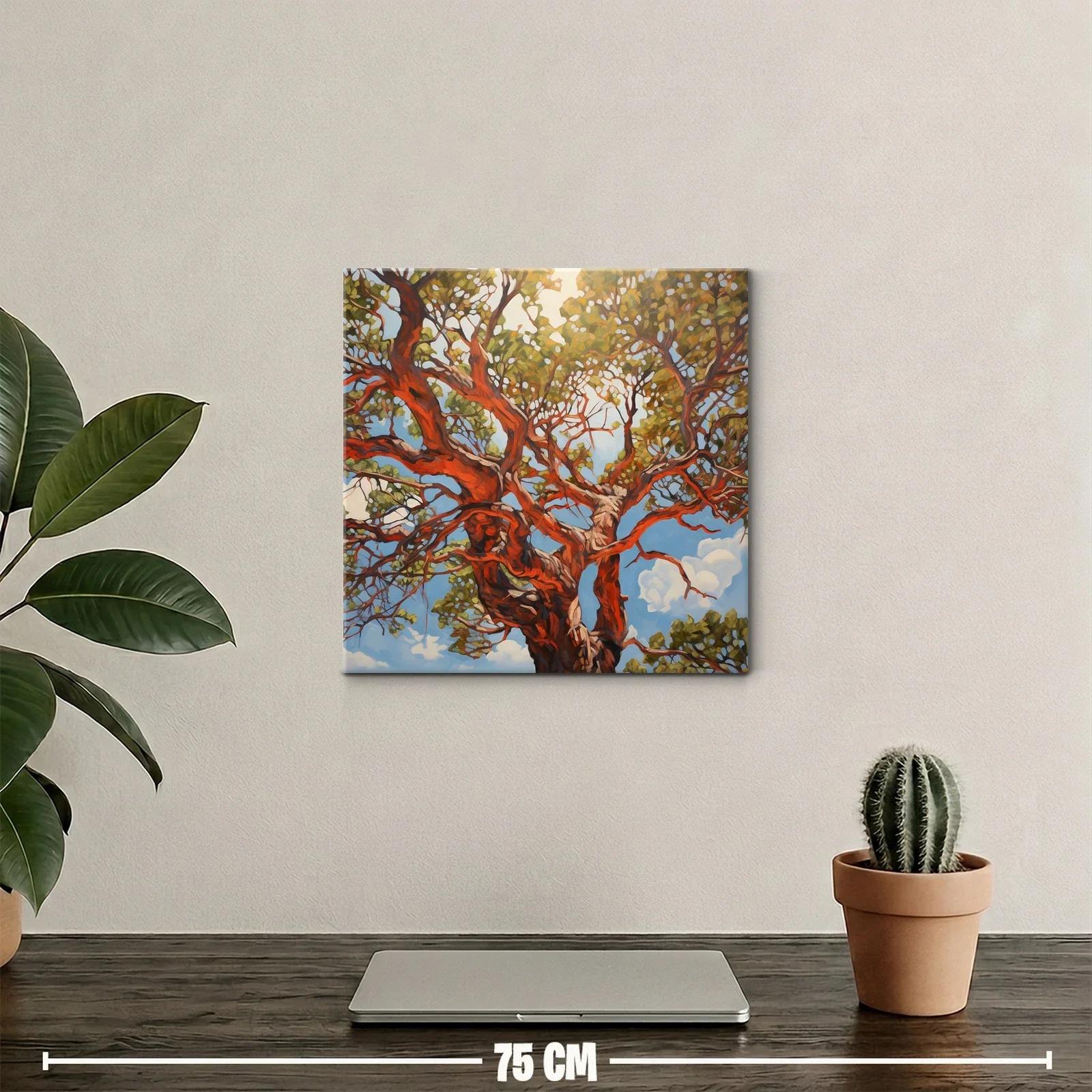 Majestuoso árbol con ramas entrelazadas bajo cielo azul — miniatura 2