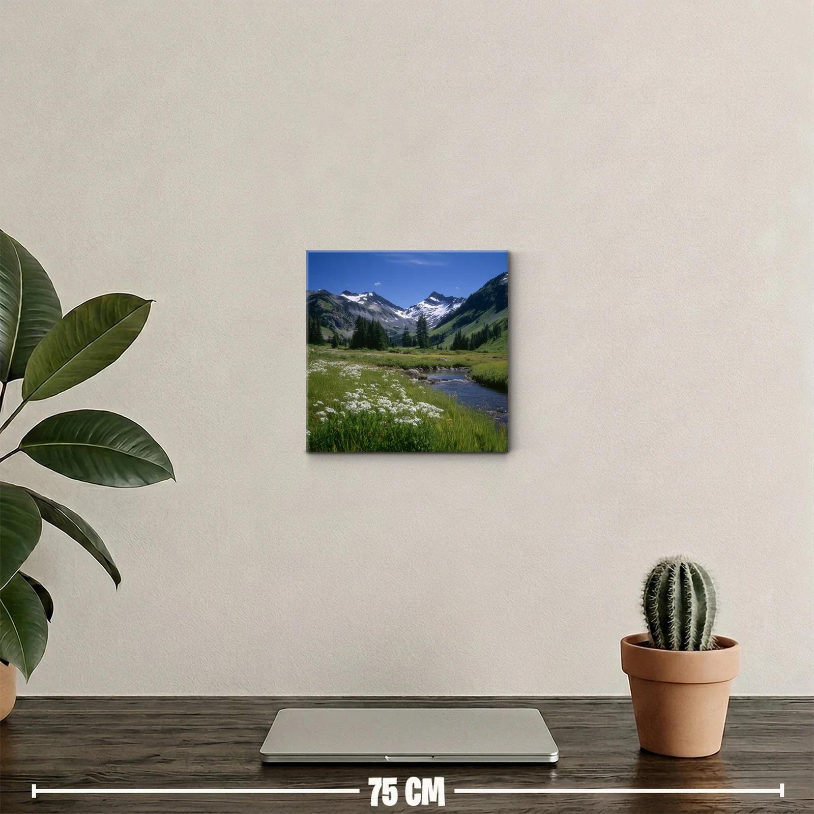 Paisaje natural con montañas nevadas y pradera verde — miniatura 2