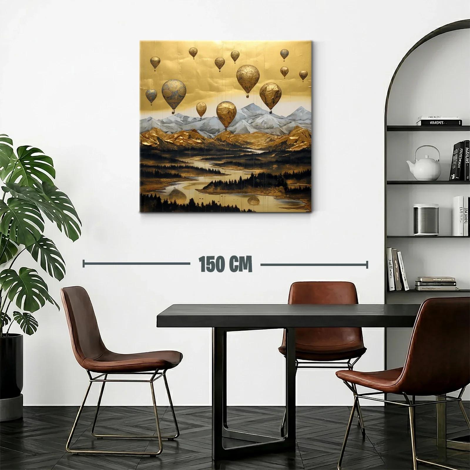 Paisaje dorado con globos aerostáticos sobre montañas — miniatura 2