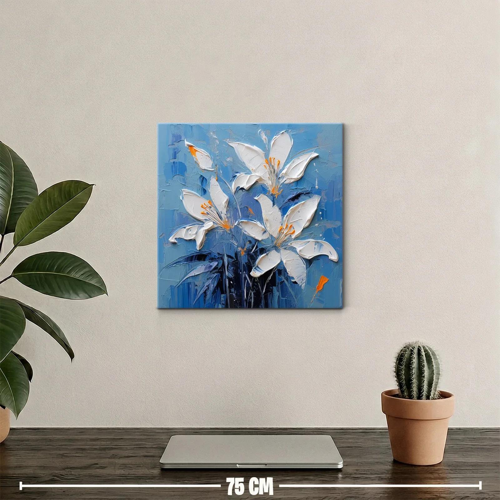 Cuadro floral en tonos azules y blancos con detalles naranjas — miniatura 2