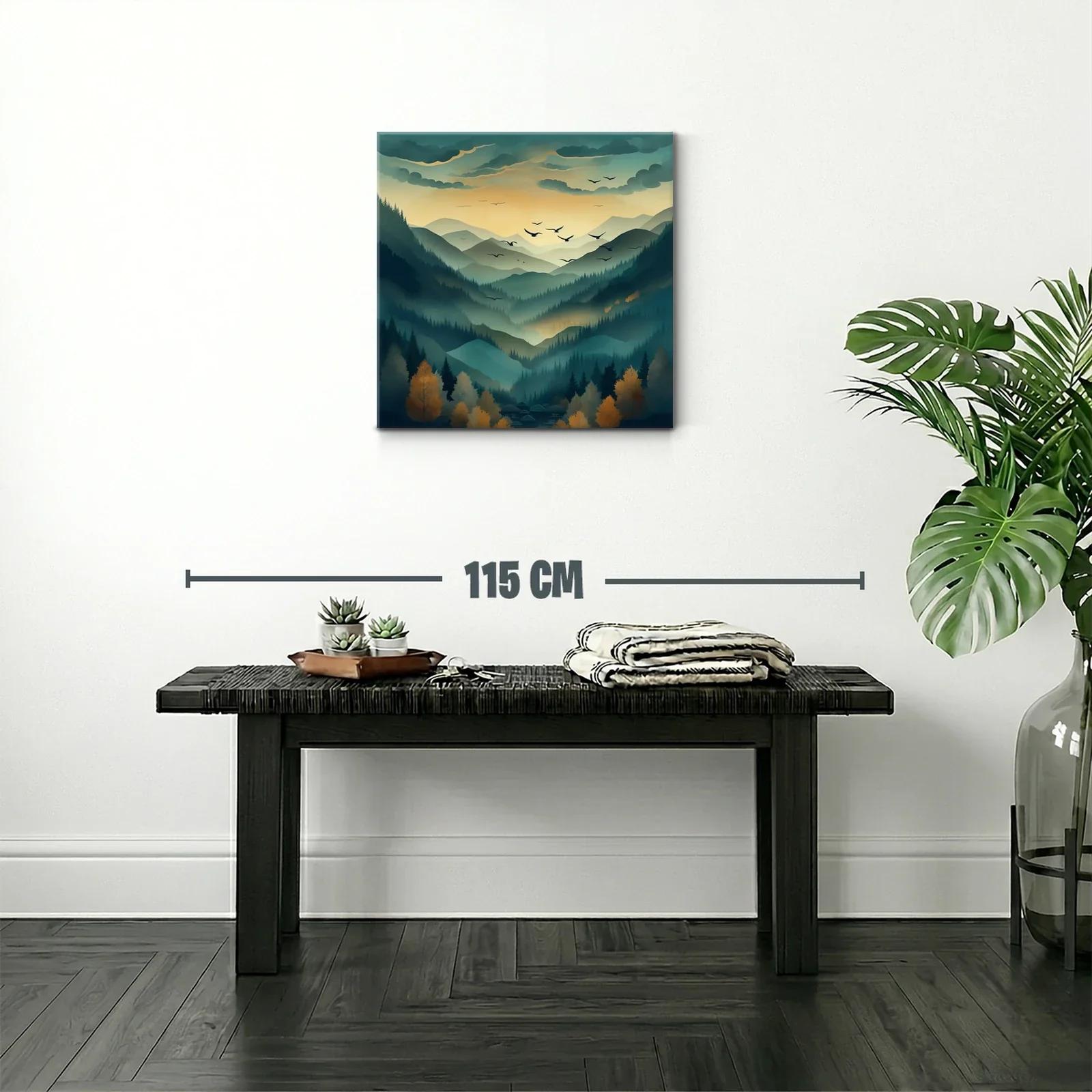 Paisaje de montañas nebulosas al amanecer con aves en vuelo — miniatura 2
