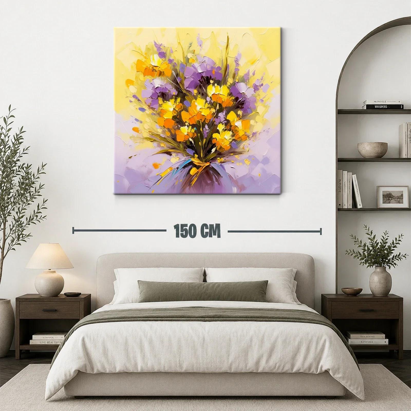 Ramo vibrante con flores púrpuras y amarillas — miniatura 3