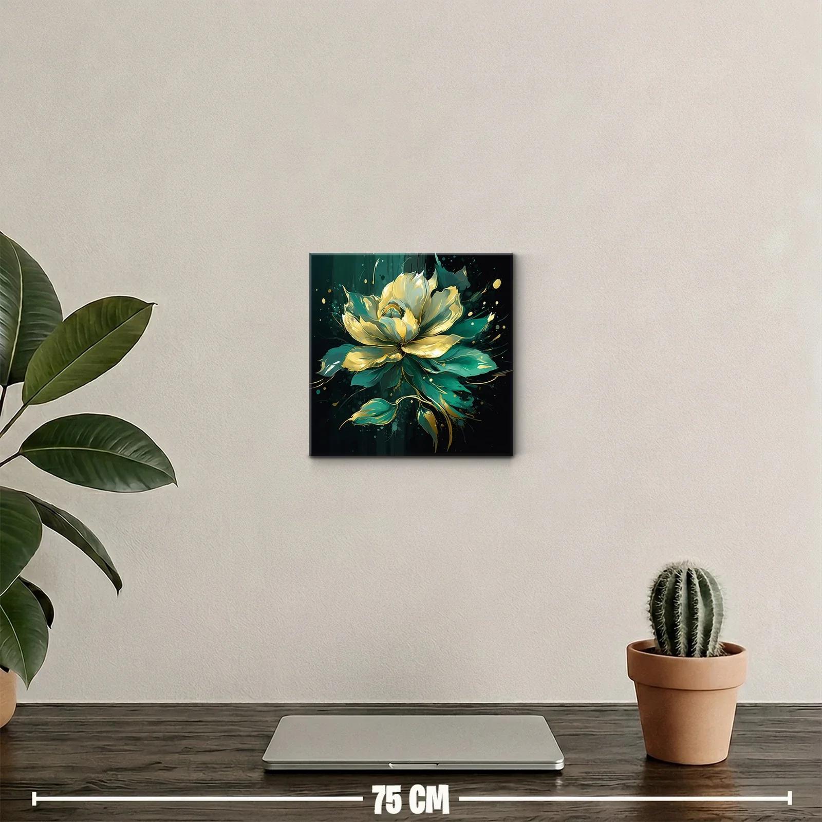 Flor dorada sobre fondo oscuro en diseño elegante — miniatura 2