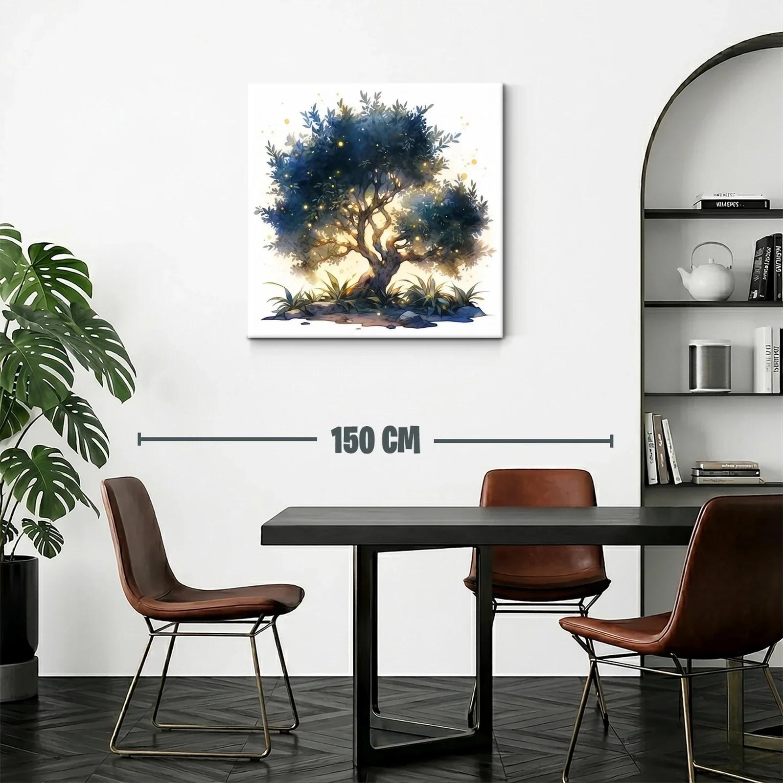 Árbol iluminado con luces doradas sobre paisaje natural — miniatura 2