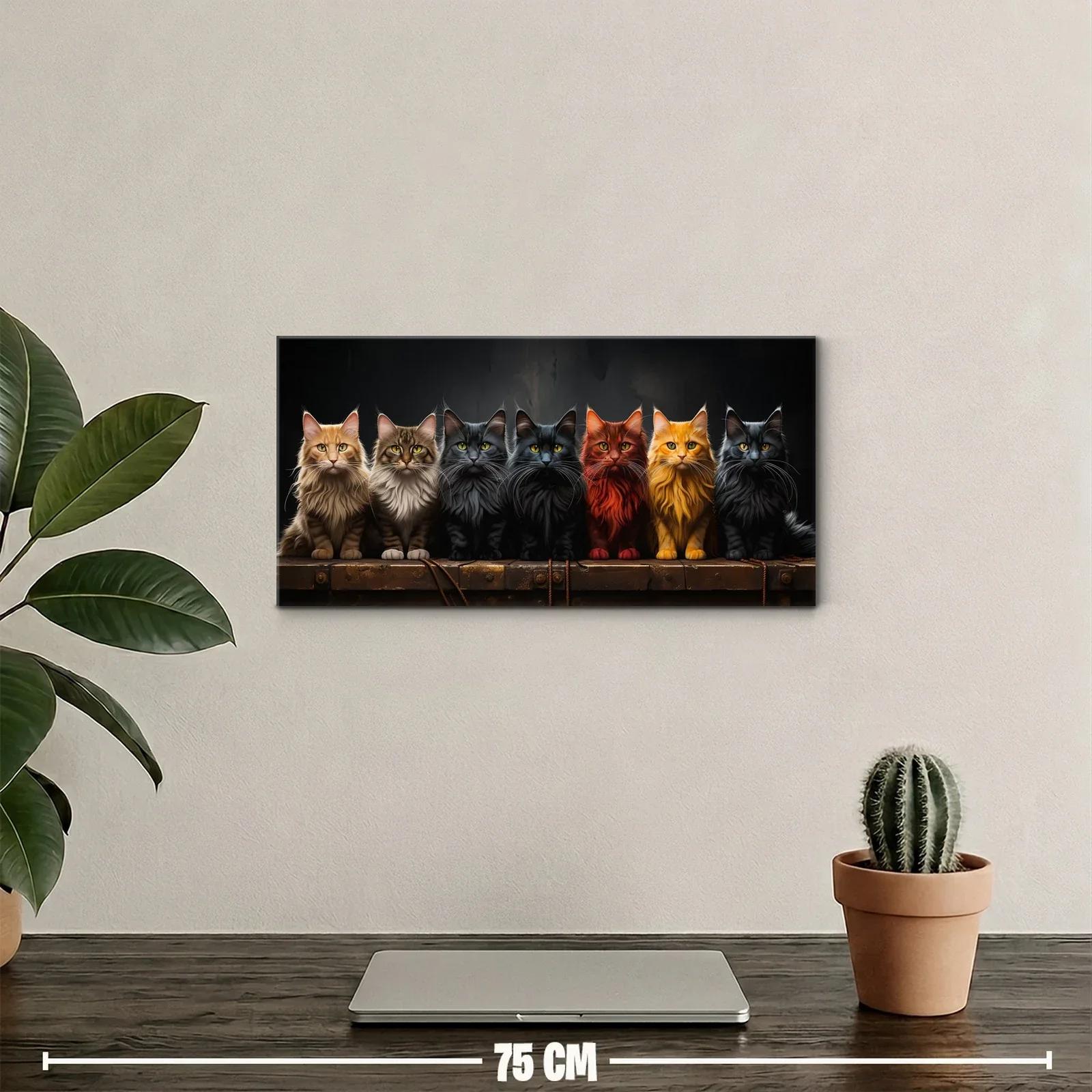 Cuadro fila de gatos de pelo largo recortados contra un fondo oscuro — miniatura 2